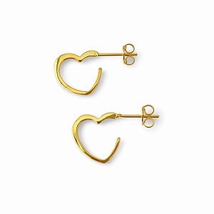 Argola formato coração em banho de ouro 18k