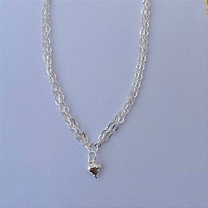 Pulseira de elos duplos com pingente de coração em banho de prata silver