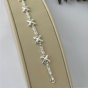 Pulseira em zircônias navete e X lisos em banho de prata silver
