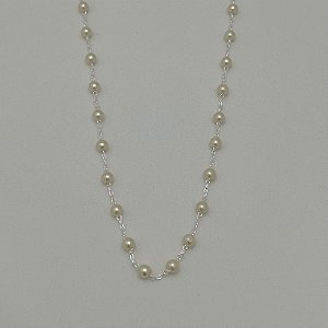 Colar de bolinhas em pérola em banho de prata silver