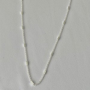 Corrente de elos de tubo liso em banho de prata silver