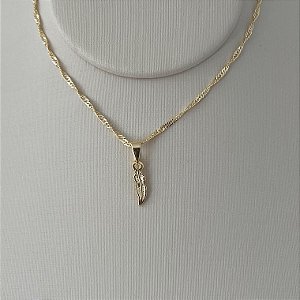 Colar de pena em banho de ouro 18k