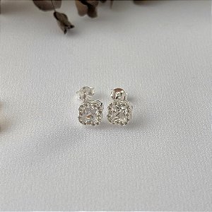 Brinco flor cravejado em banho de prata silver