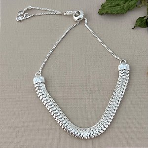 Pulseira tipo salamandra com fecho gravata em banho de prata silver