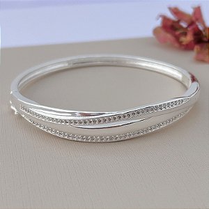 Bracelete ondulado meio vazado cravejado e liso em banho de prata silver