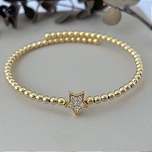 Bracelete de bolinhas com pingente de estrela cravejado em banho de ouro 18k