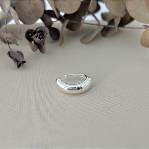 Piercing fake liso abaloado em banho de prata silver