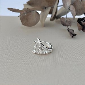 Piercing fake triangulo cravejado em banho de prata silver