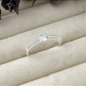 Anel aro 17 solitário vazado em banho de prata silver