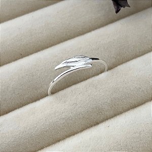 Anel aro 18,5 folha em banho de prata silver