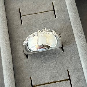 Anel arao 14,5 tipo coroa abaloado em banho de prata silver