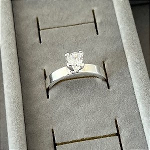 Anel aro 14 solitário tradicional em banho de prata silver