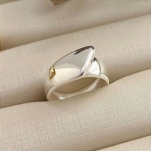 Anel cúpula liso em banho de prata silver