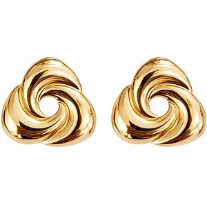 Brinco triângulo ondas em banho de ouro 18k