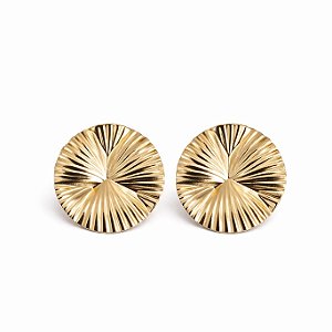 Brinco orgânico redondo texturizado em banho de ouro 18k