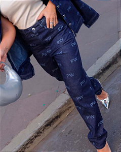Calça Jeans Mom / Estampa PW - Perfect Way