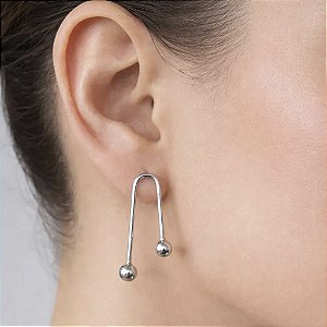 Brinco Camilla - Arco com Bolinha em Aço Inox