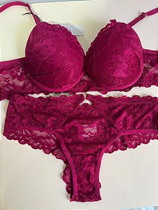 Conjunto de Renda com Aro Vinho Sensual