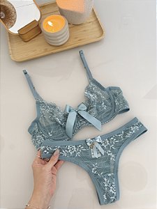 CONJUNTO DE LINGERIE VERDE SERENO
