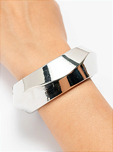 Bracelete com Curvatura Ondulada folheado em ródio branco