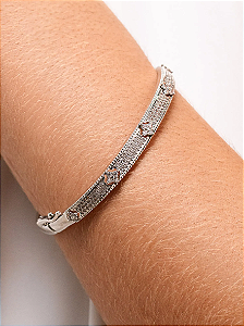 Bracelete Cravejado com Flores de Zircônia folheado em ródio branco