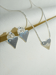 Conjunto de Colar e Brincos com Pingente de Coração liso folheado Ródio Branco