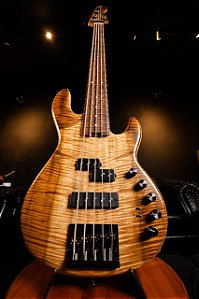 N.Zaganin Blend 5 Custom Myrtlewood top