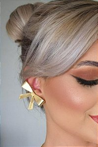 Brinco Ear Cuff Laço Grande Banhado Em Ouro 18k [F027]