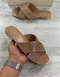 Sandália Rasteira Feminina Santinelli Flat - Elegância Casual e Conforto Anatômico (Ref: 1708-032)