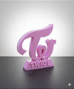 Placa Decorativa Logo Twice Compacta
