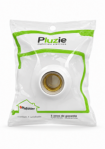 Plafon Branco com Bocal de Porcelana Pluzie