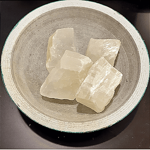 Calcita Ótica Bruta Pedra Libertação e Aceitação | Esoterismo