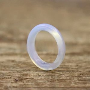 Aliança de Opalina Pedra da Lua - Forte Energia Feminina