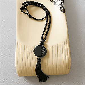 Colar em Ágata Preta com Tassel - Beleza e Proteção