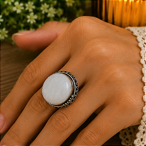 Anel em Prata Indiana com Quartzo Branco – O Cristal da Sabedoria e Purificação