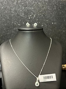 CONJUNTO BRINCO E PINGENTE VERDE AGUA