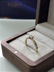Anel Solitário VIE Ouro 18k com Pedra