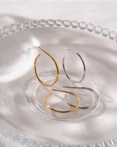 Brinco Argola Média Fina Dourada