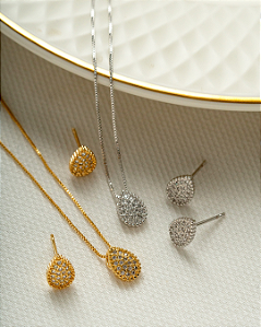 Conjunto Gota Zirconia Dourado