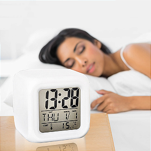 Relógio Cubo Digital Led Colorido Alarme Despertador De Cabeceira
