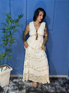 Vestido Boho Longo com Bordados Dourados