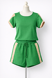 Conjunto Feminino Verde com detalhe Bege