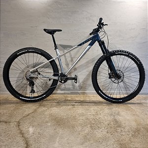 SENSE SENSE HARDCORE COMP R - TAMANHO M - 2024