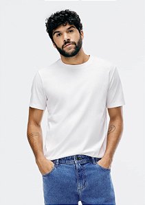 CAMISETA BÁSICA MASCULINA REGULAR