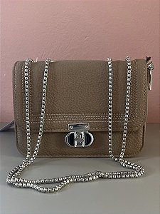 Bolsa Feminina Marrom com Alça de Corrente