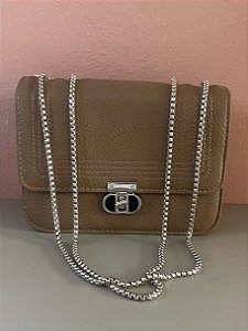 Bolsa Com Corrente Prata Marrom