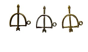 Pingente de arco e flecha lisa