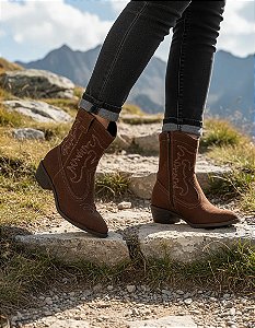 Bota feminina Moleca Boiadeira Country Fazenda 5353.201