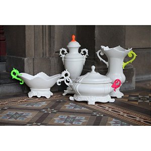 "Versailles Fluo" Porcelain Collection - Seletti Italia