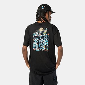 Camiseta Lost Box Fit The Smurfs Are Lost - Preta